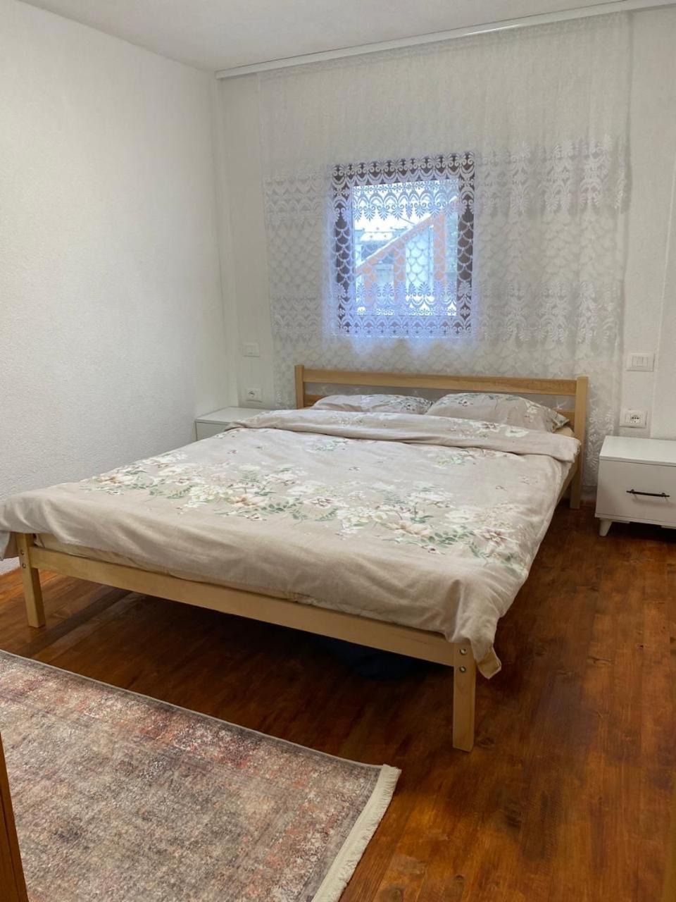 Guesthouse Mountain 瓦勒博内 外观 照片