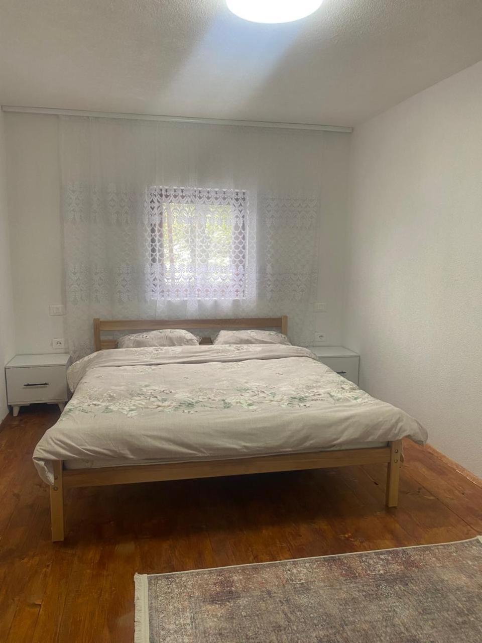 Guesthouse Mountain 瓦勒博内 外观 照片